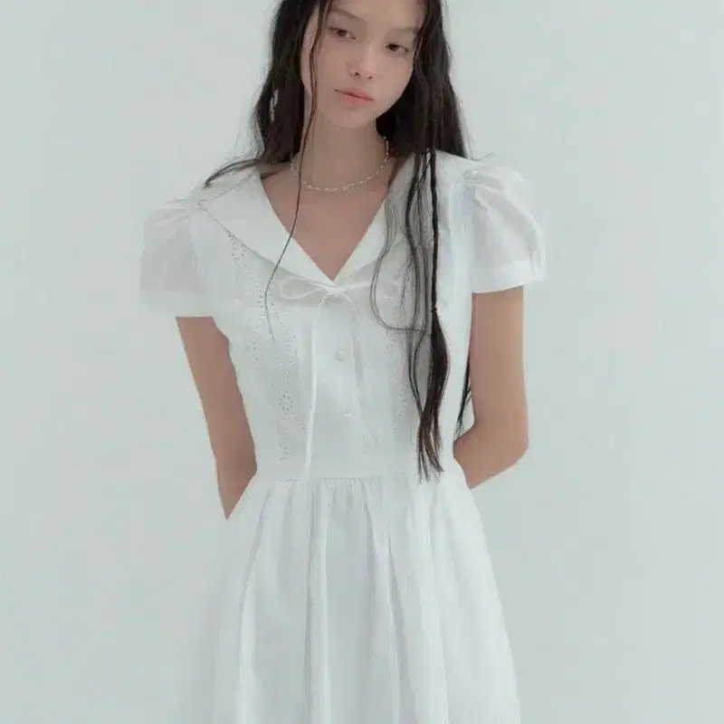 플로움 데이지 펀칭 드레스 화이트 S 3