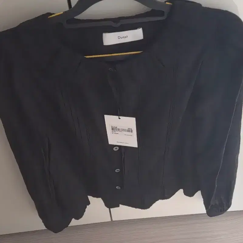 던스트 블라우스 VINTAGE RUFFLE BLOUSE BLACK 4