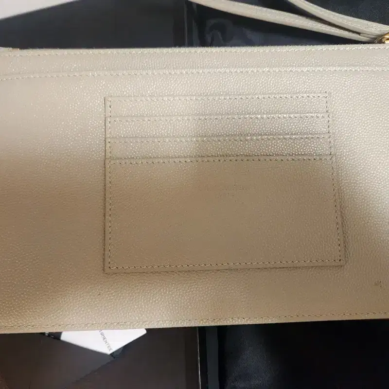 입생로랑 YSL 모노그램 클러치 미사용 새상품 3