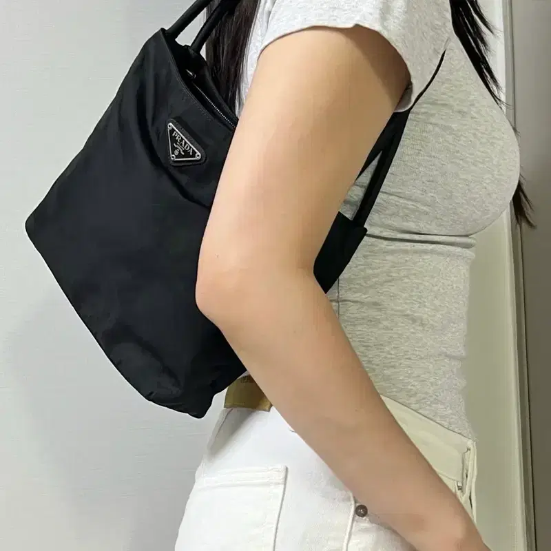 프라다 나일론 호보백 숄더백 3