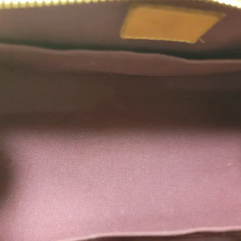 루이비통에나멜가방,지갑 9