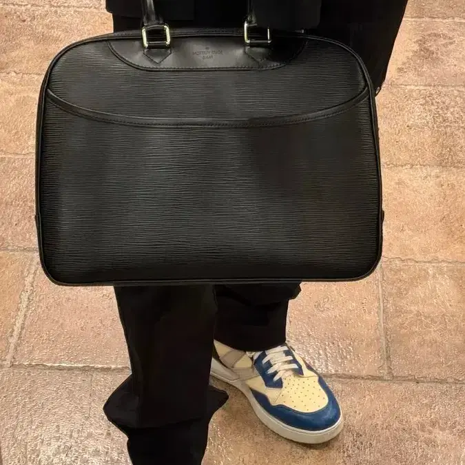 LOUIS VUITTON 루이비통 에삐 토트백 4