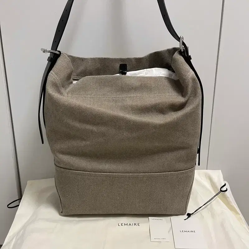 (새상품) 르메르 26fw 벨티드 토트백/다크 린넨 3
