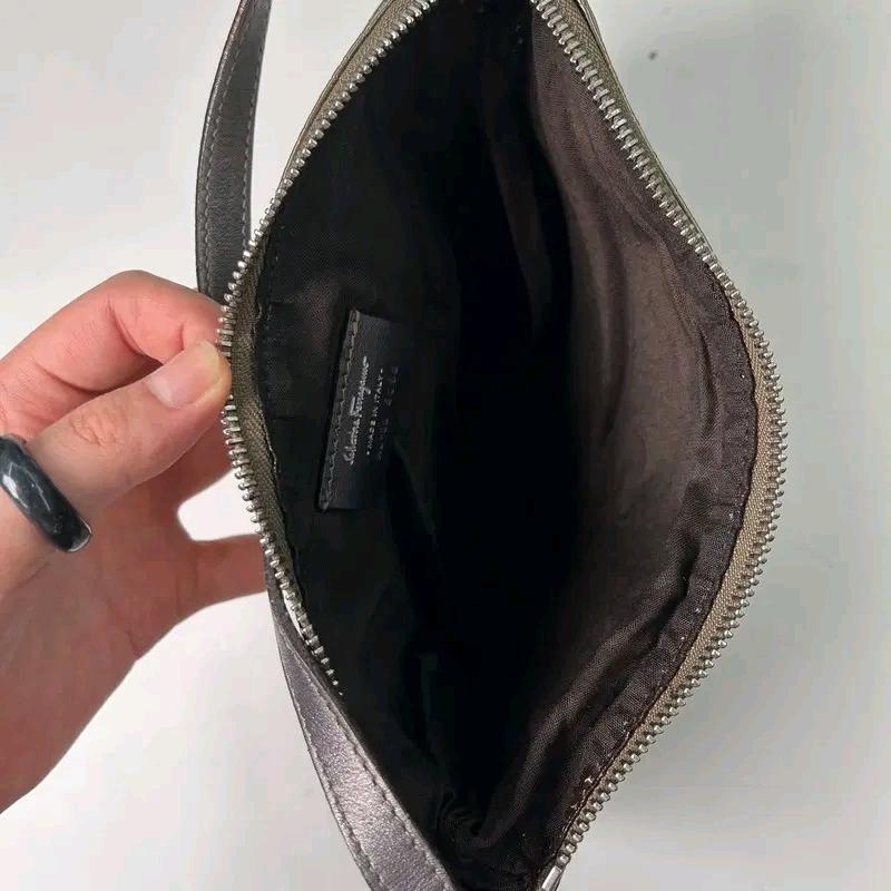 SALVATORE FERRAGAMO 미니 숄더백 7
