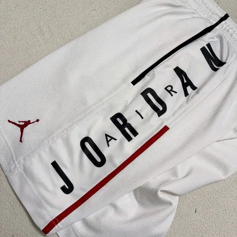 NIKE AIR JORDAN 스펠아웃 버뮤다 쇼츠 8