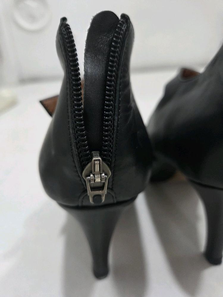 발렌시아가 메리제인 힐 240 10
