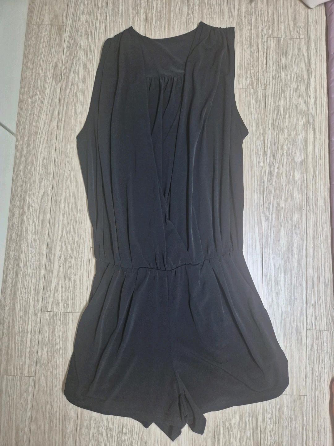 블랙 랩 점프수트 2