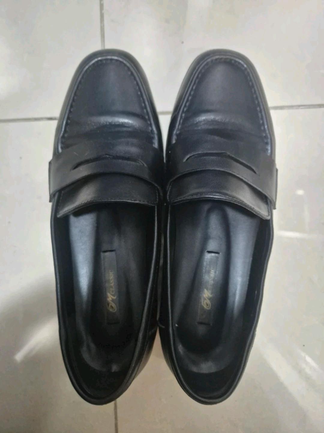 M CLASSIC 블랙 페니 로퍼 2