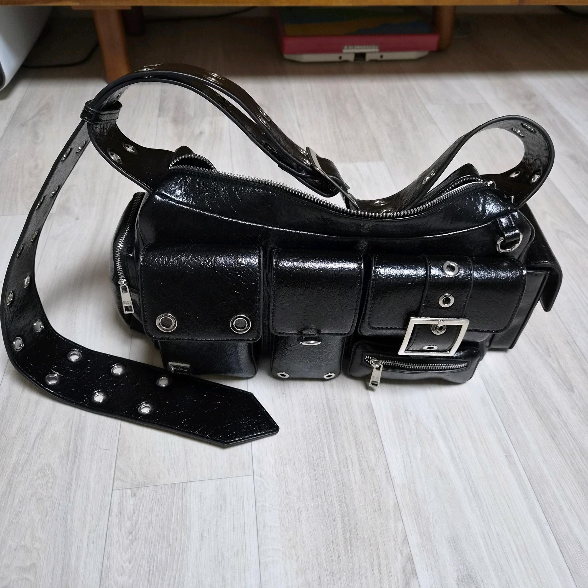 블랙퍼플 포트리스 백 Fortress Bag 블랙 4
