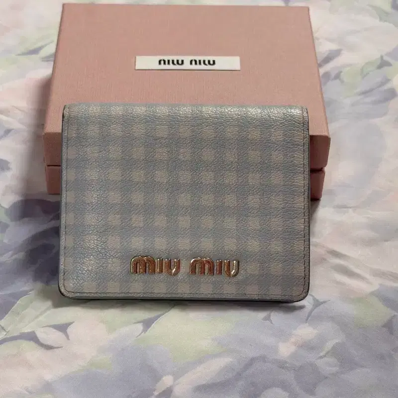 미우미우 깅엄체크 반지갑 풀박 단종 miu miu 2