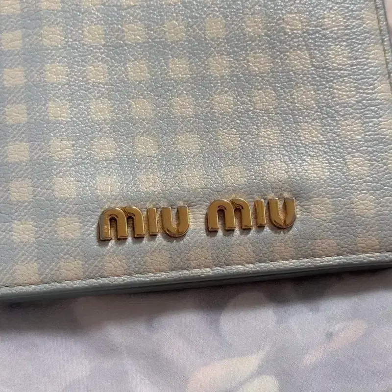 미우미우 깅엄체크 반지갑 풀박 단종 miu miu 9