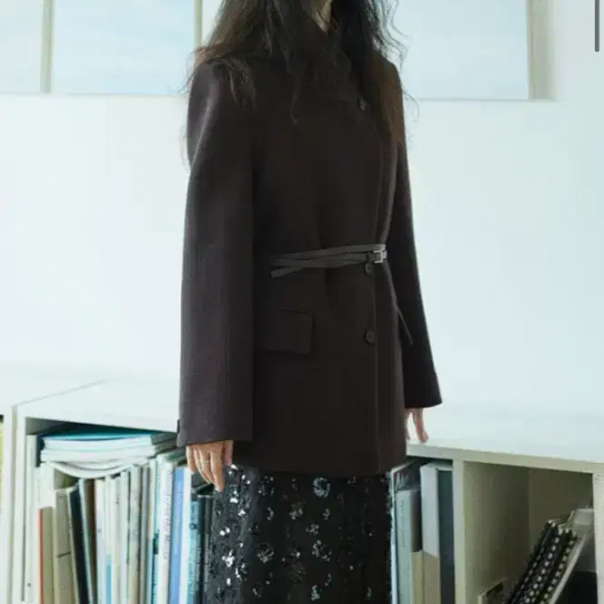 루에브르 하이넥 벨티트 울 자켓 브라운 2
