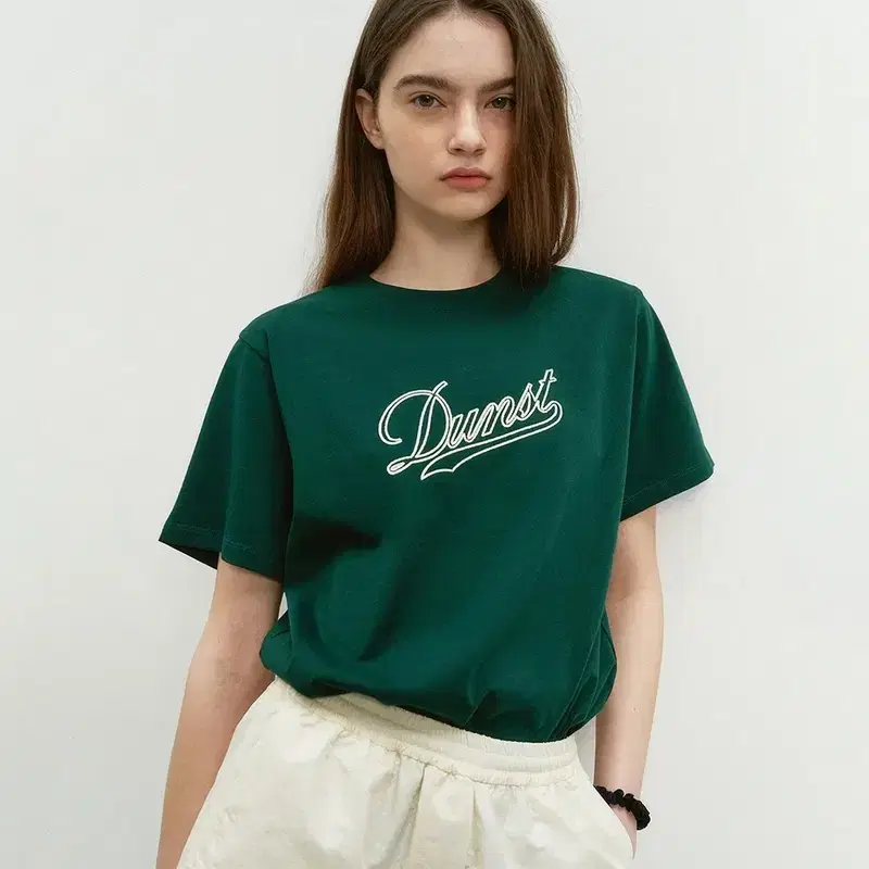 던스트 UNISEX CHAIN LOGO T-SHIRT GREEN 2