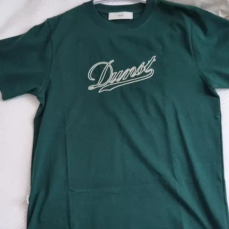 던스트 UNISEX CHAIN LOGO T-SHIRT GREEN 6