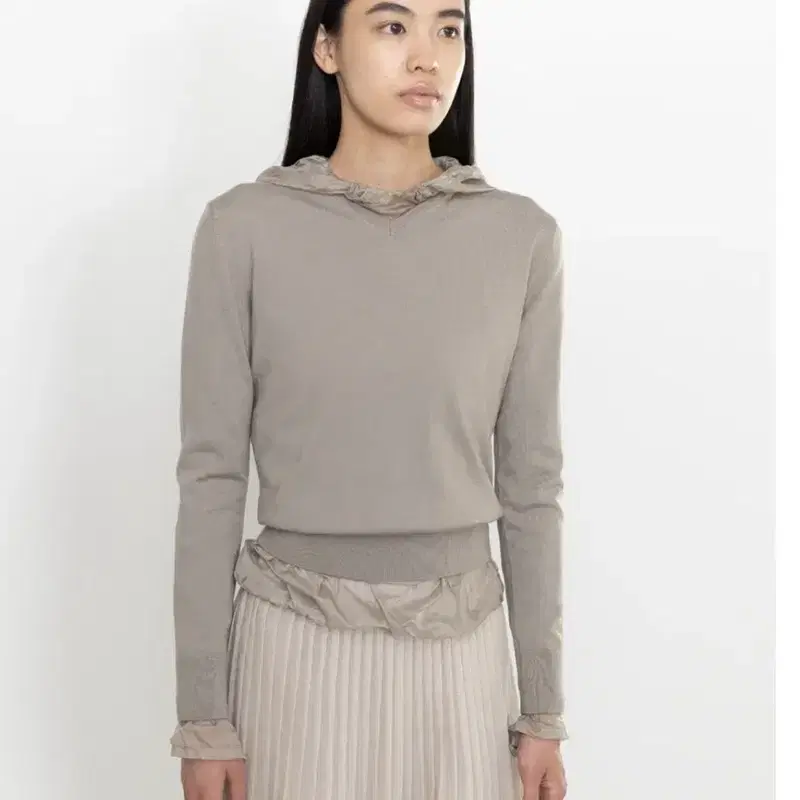 아모멘토 Wool V-neck Knit 울 브이 넥 니트 상의 라이트 카키 3