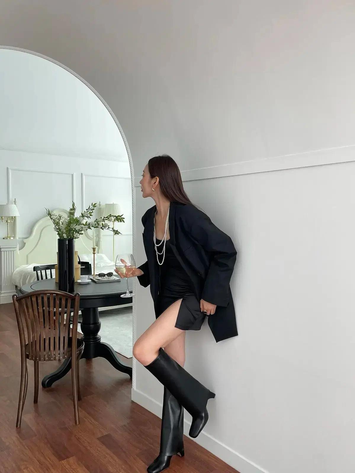 @330 블랙 225-모던각코 9cm 유니크 폴드오버 롱부츠-새상품 4