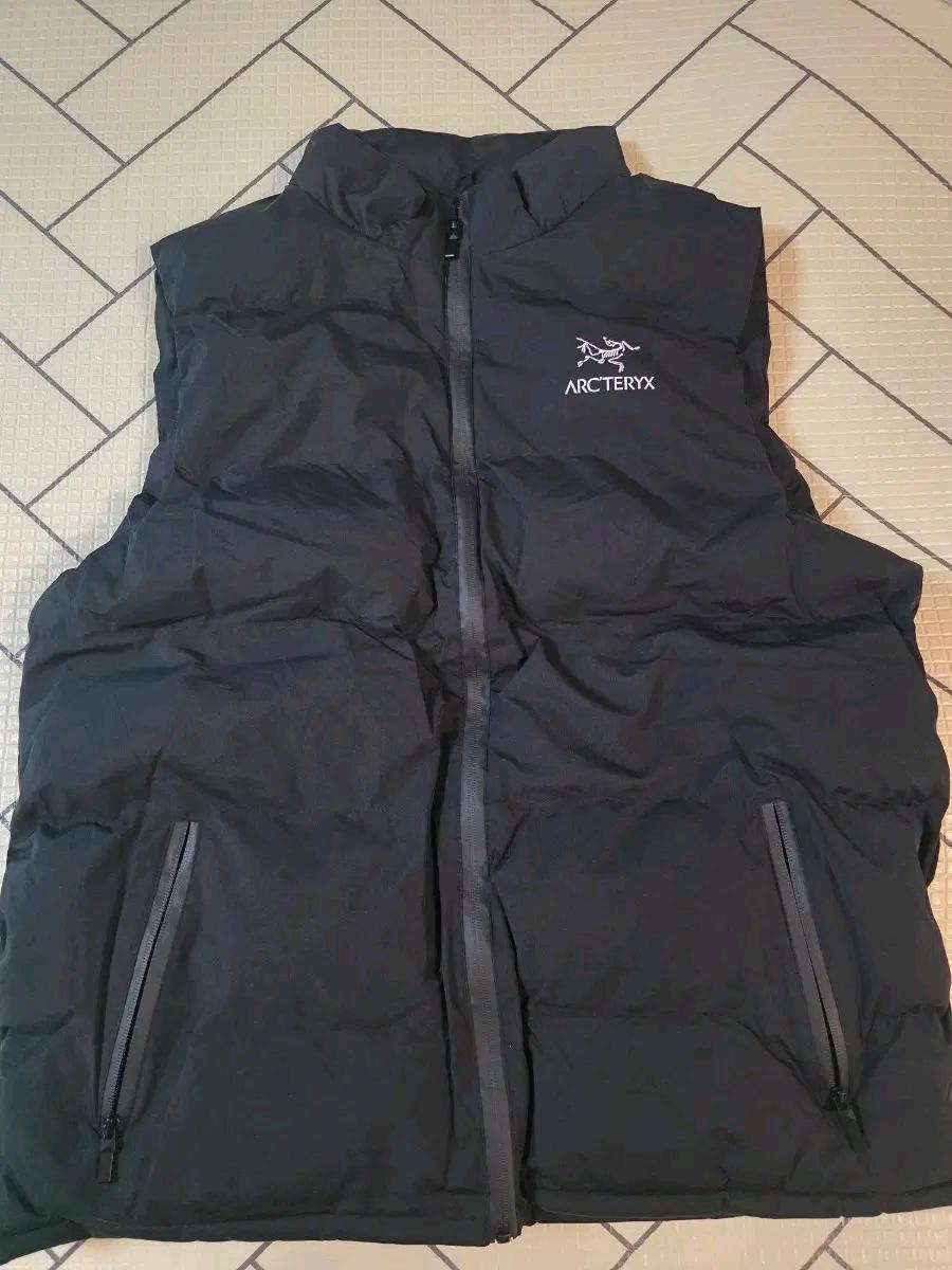 아크테릭스 패딩조끼3xl 3
