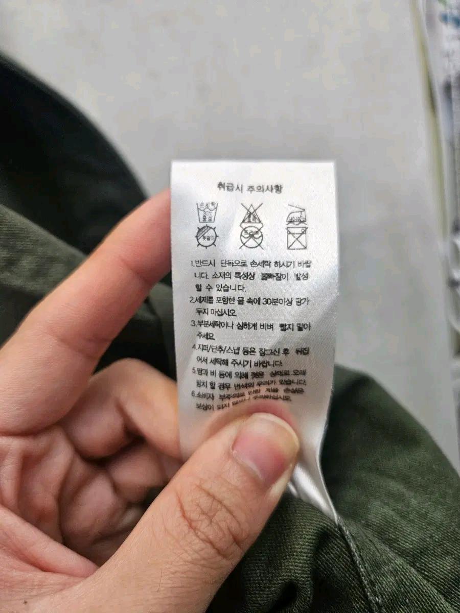 무신사 스탠다드 카키 트러커 자켓 .474 6