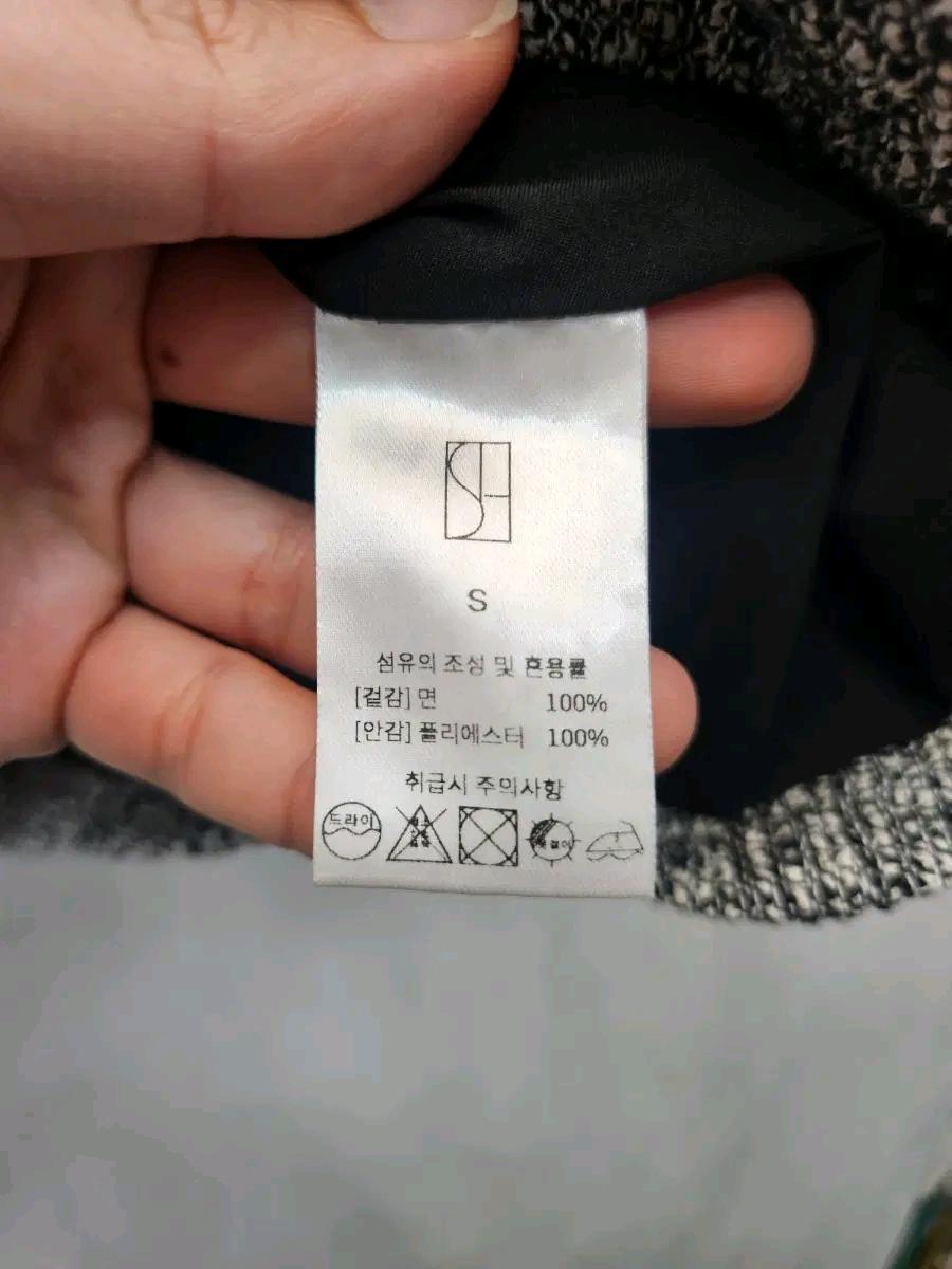시에 트위드 민소매 블라우스 .477 5