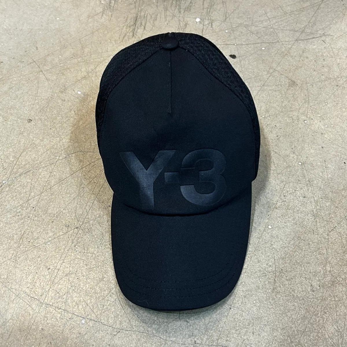 OS Y-3 블랙 캡 모자 3