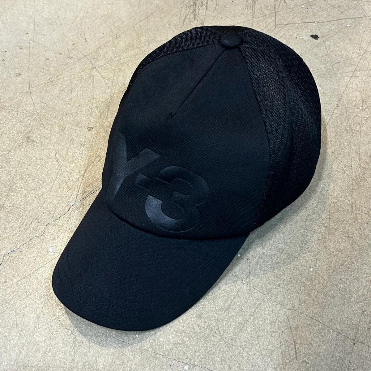 OS Y-3 블랙 캡 모자 4