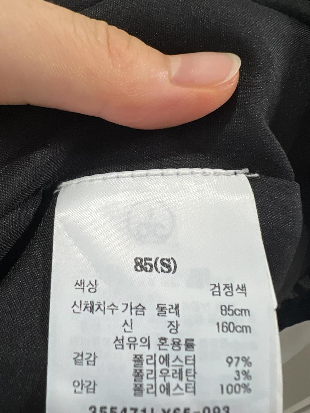 8세컨즈 블랙 퍼프소매 스퀘어넥 원피스 5