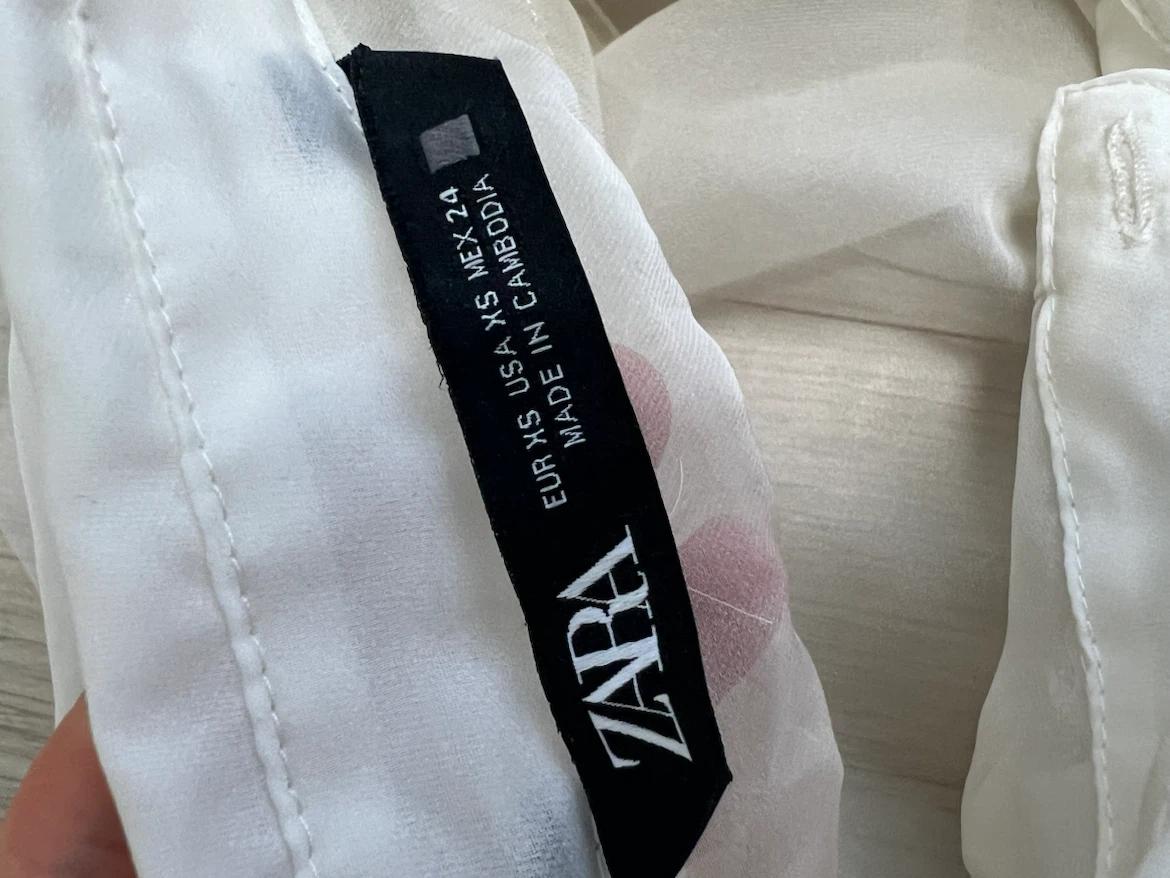 ZARA 화이트 프릴 시스루 블라우스 새상품 6