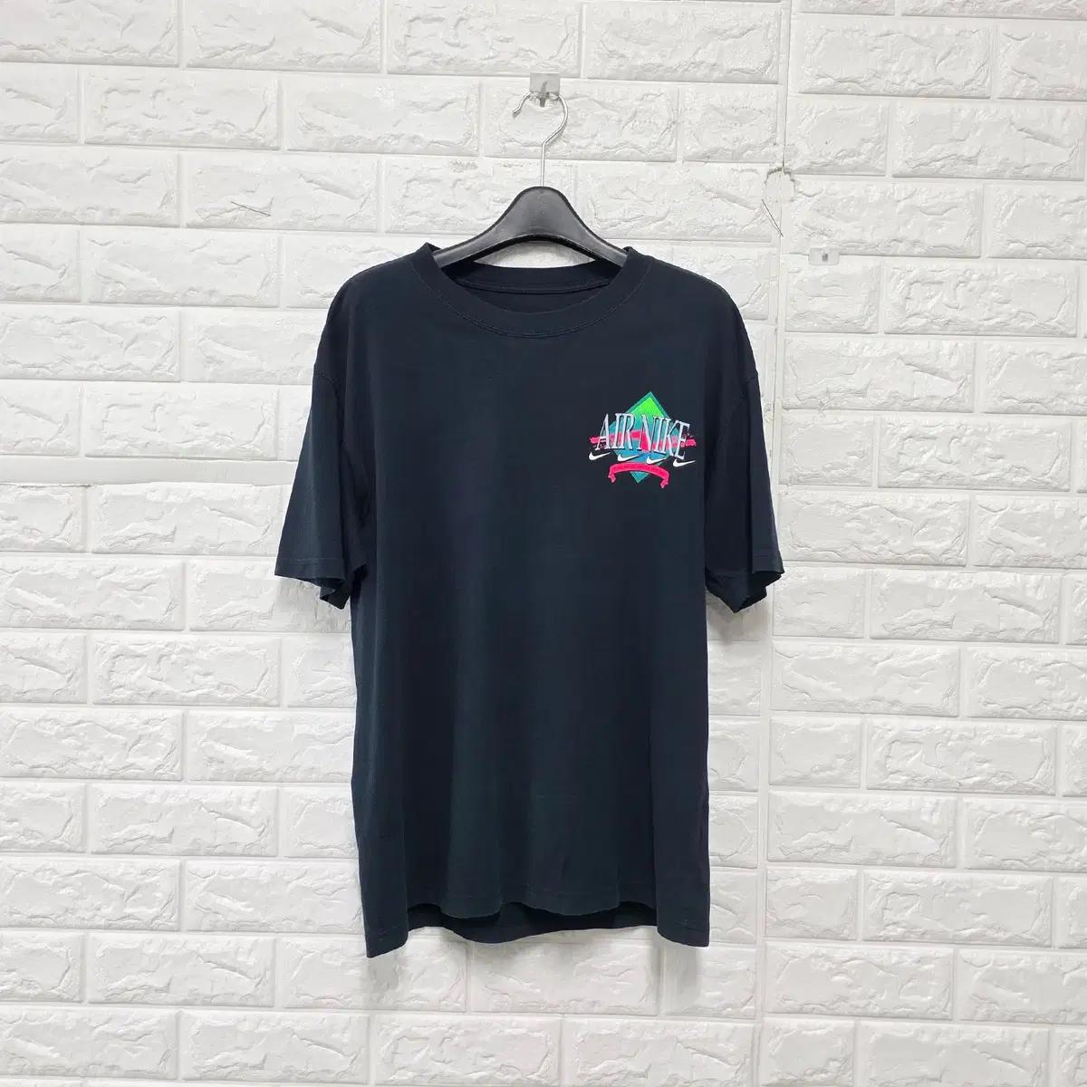 S 나이키 블랙 반팔 티 D947 2