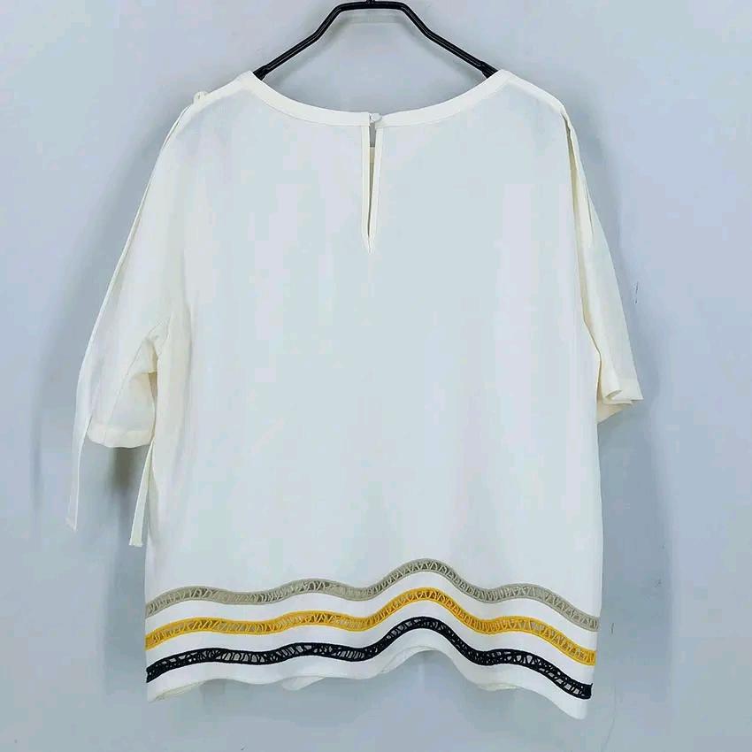 SJSJ 여 여름 하단펀칭 소매트임 반팔블라우스 크림 (HU46490) 3
