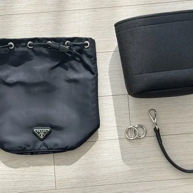프라다 테수토 나일론 파우치 7