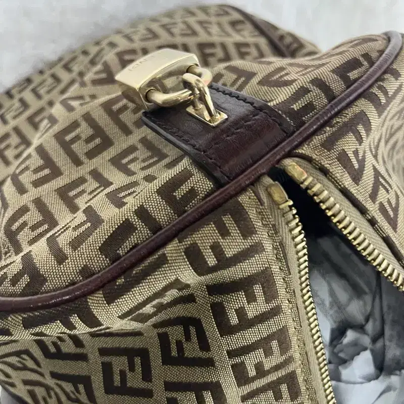펜디 Fendi 쥬카 보스톤 토트백 5
