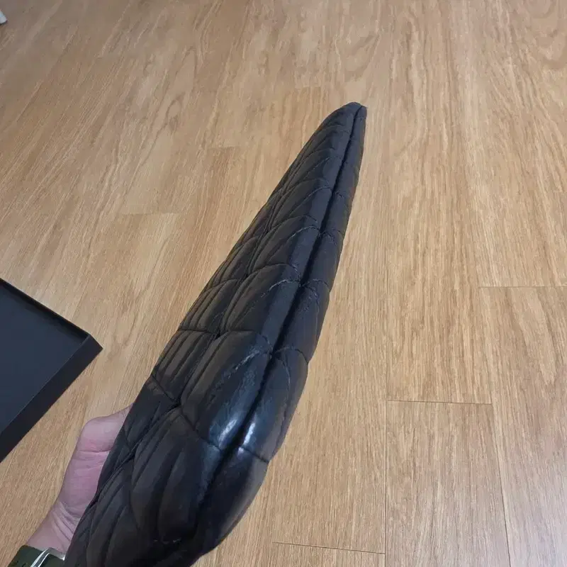 샤넬 클래식 뉴미디움 오케이스 클러치 캐비어 블랙 금장(22번대) 8