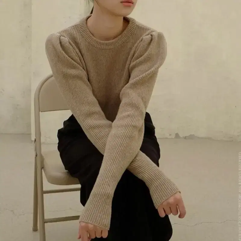 플로움 Puff Sleeve Knit 퍼프소매니트 5