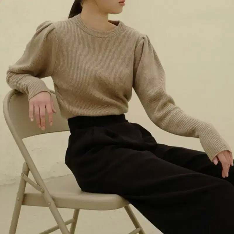 플로움 Puff Sleeve Knit 퍼프소매니트 6