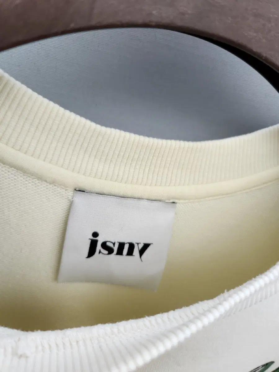 JSNY 그래픽 레터링 맨투맨 5