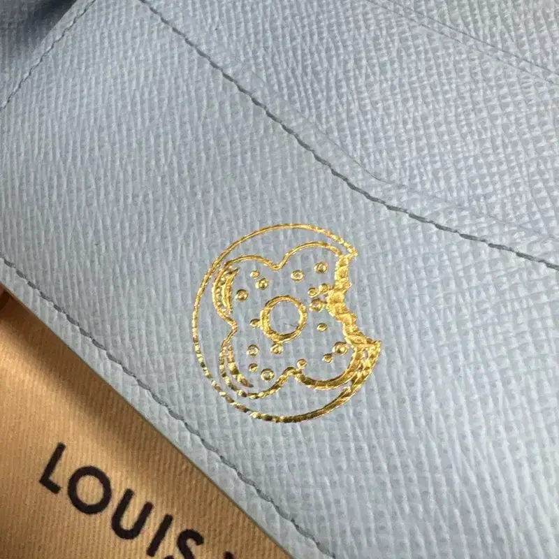 루이비통 도넛 슬렌더 월렛 반지갑 5