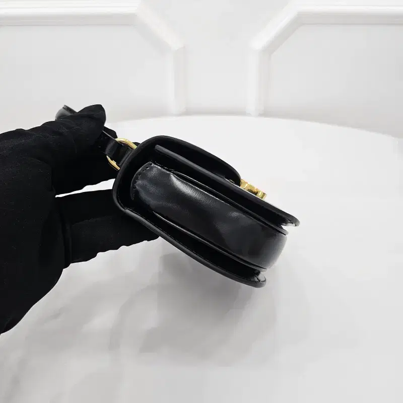 셀린느 미니 클레아 베사체 샤이니 카프스킨 10L063ETZ 7