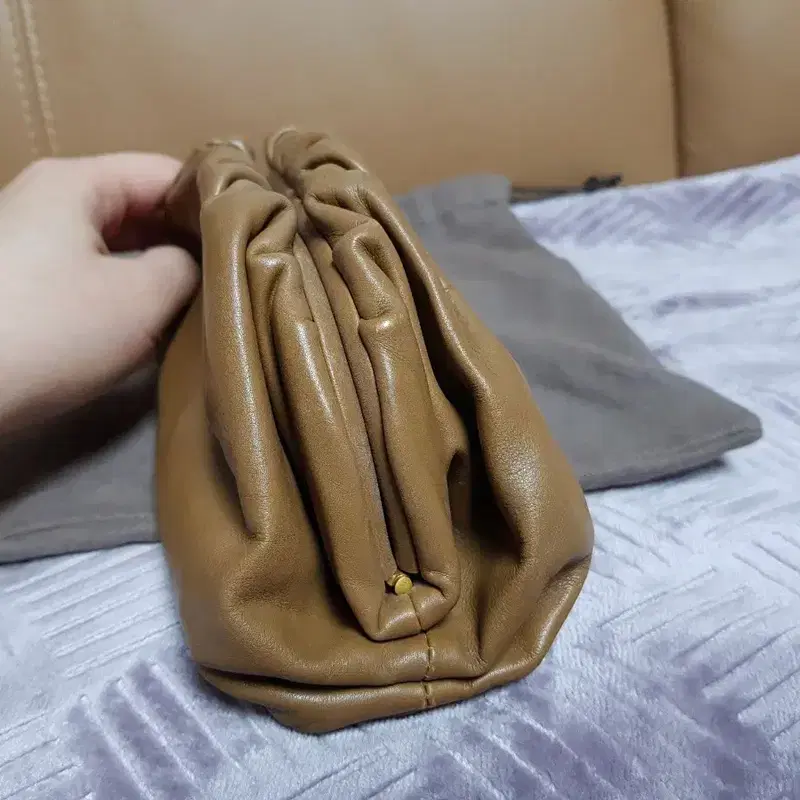 보테가베네타 만두 미니 파우치 클러치 4