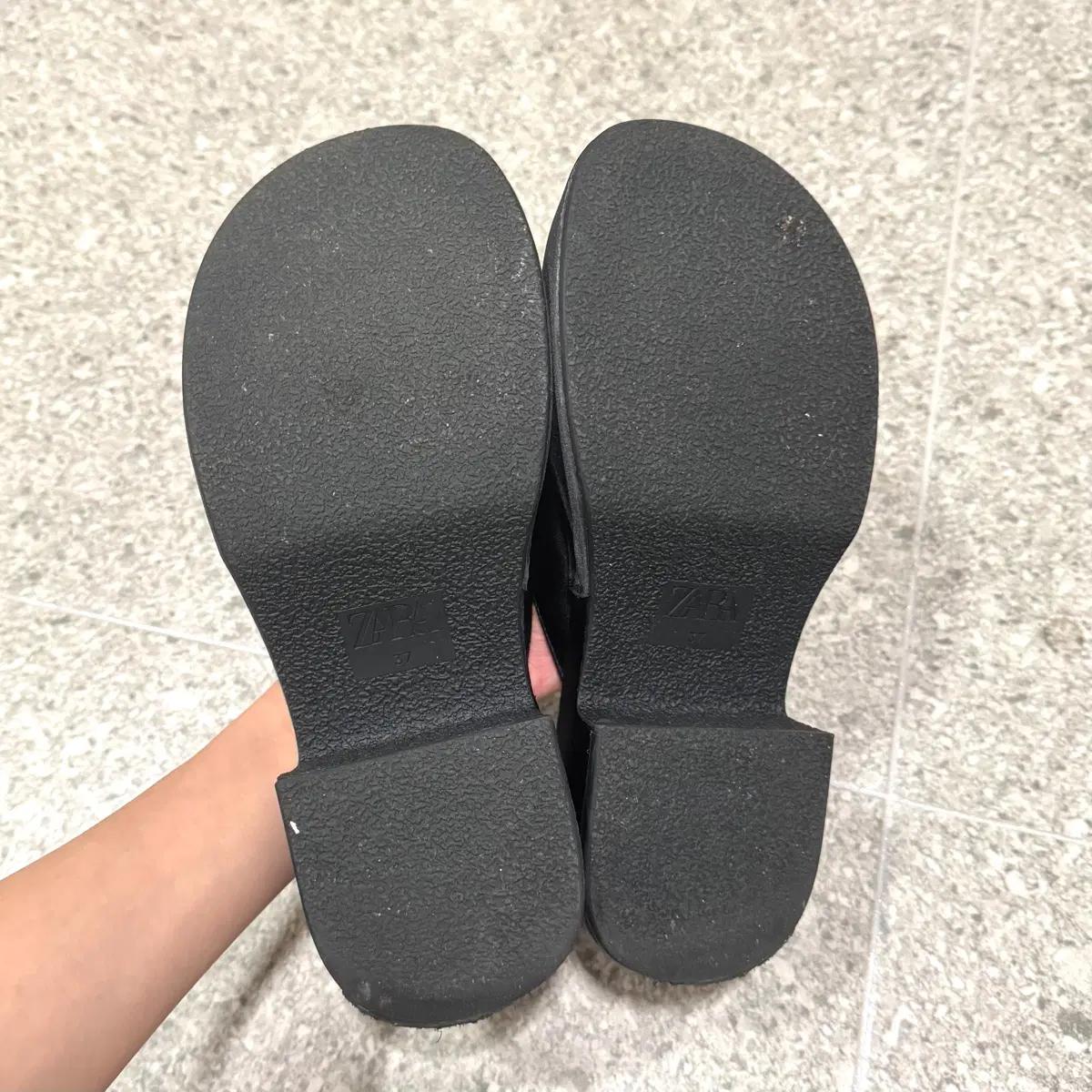(37) 자라 새틴 플랫폼 샌들 5