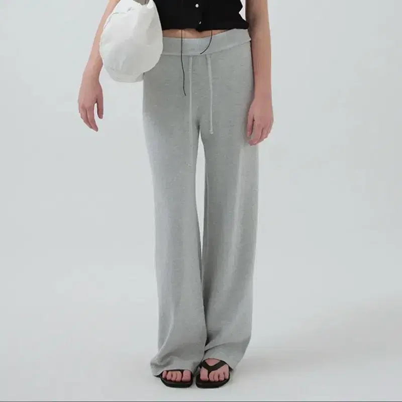 새상품 더바넷 ello light knit pants 니트팬츠 3