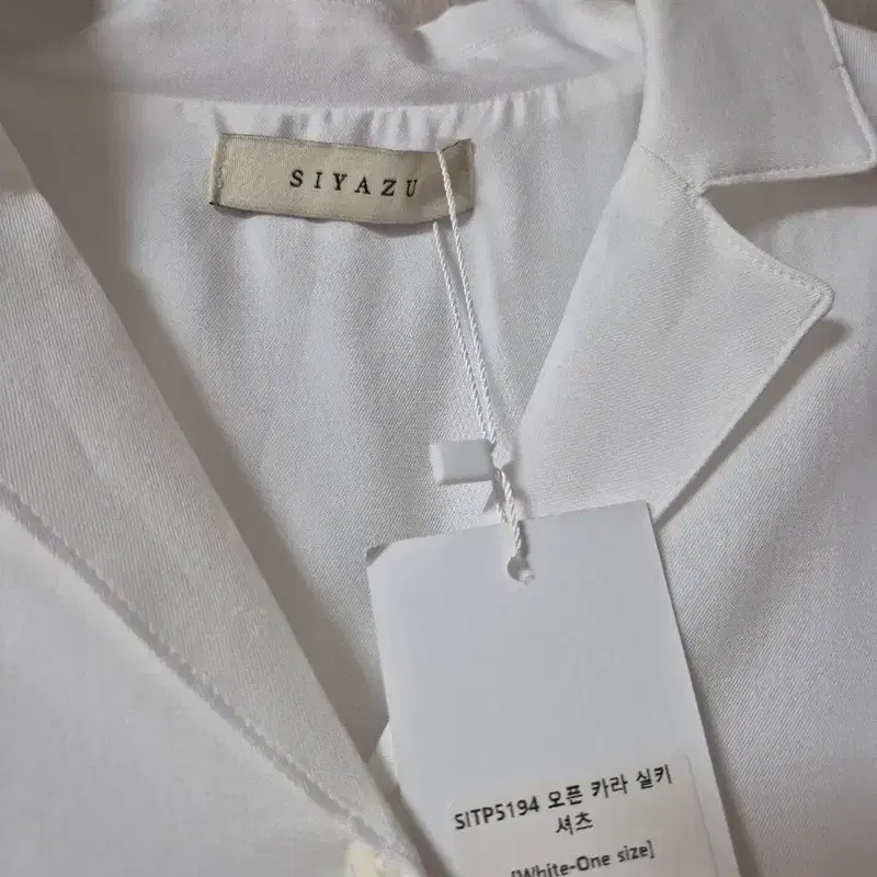 시야쥬 오픈카라 실키 블라우스 셔츠블라우스 5