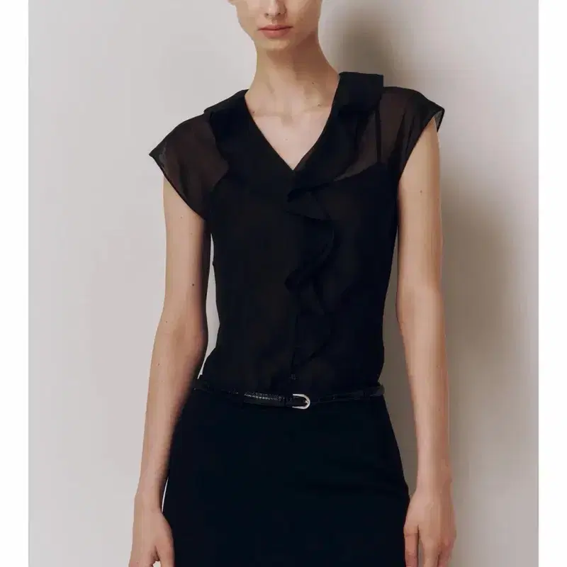 킨더살몬 Gamache Fluid Blouse Black 2