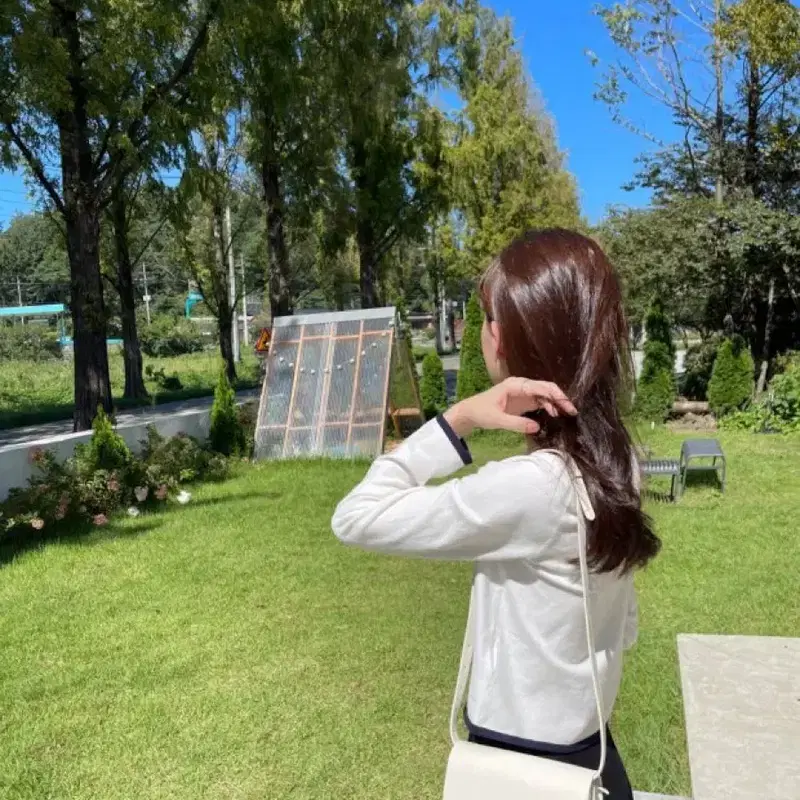 폴뉴아 미니 트라이백 아이보리 5