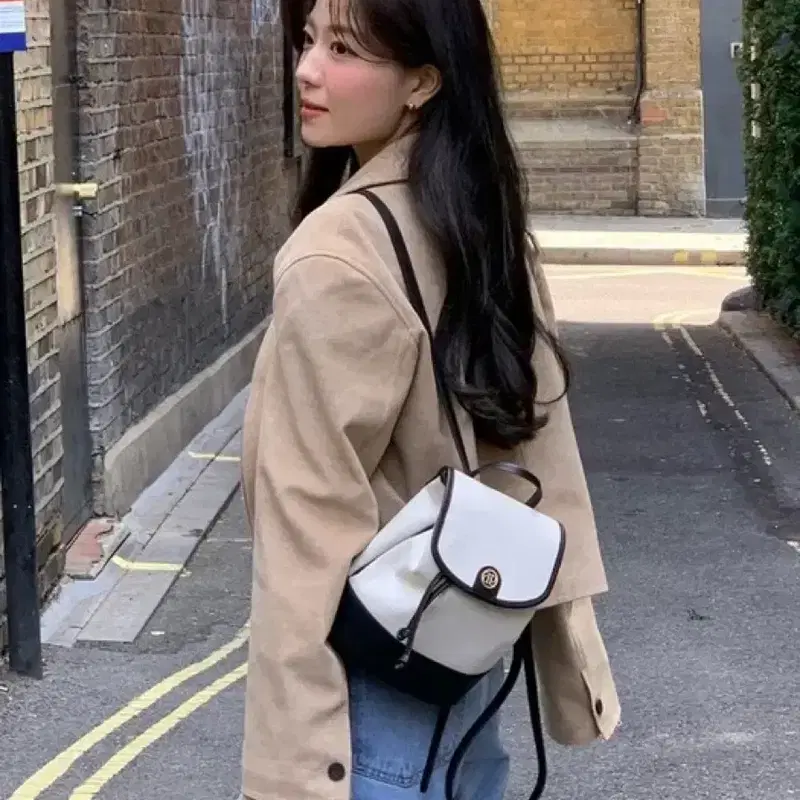 드파운드 타운 백 미니 백팩 헤링본 아이보리 2