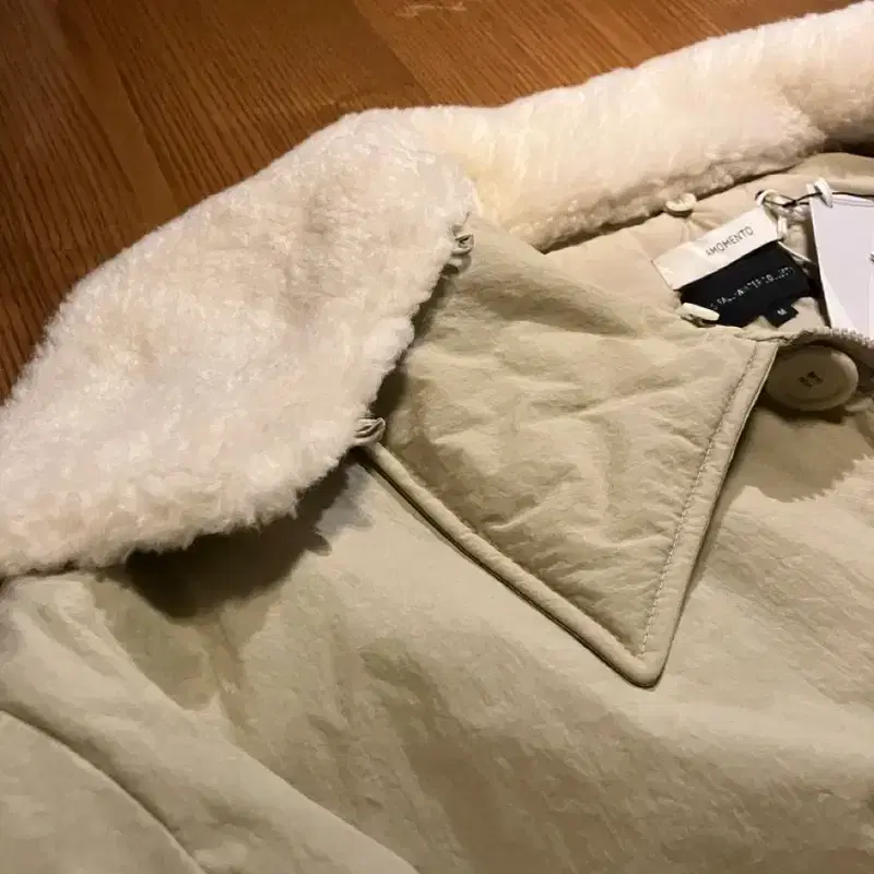 아모멘토 신슐레이트 디테처블 카라 패딩 6