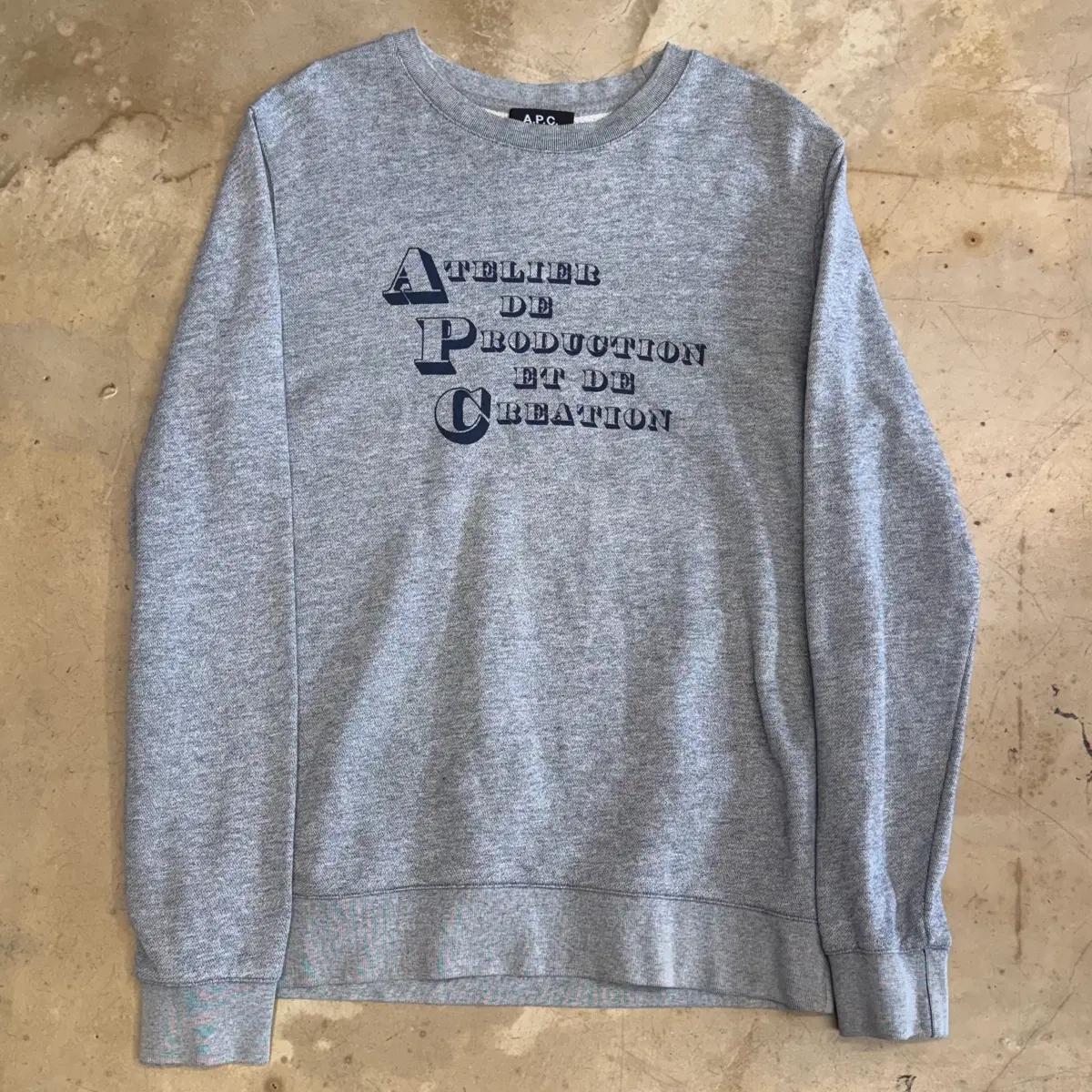 L A.P.C 아페쎄 레터링 맨투맨 3