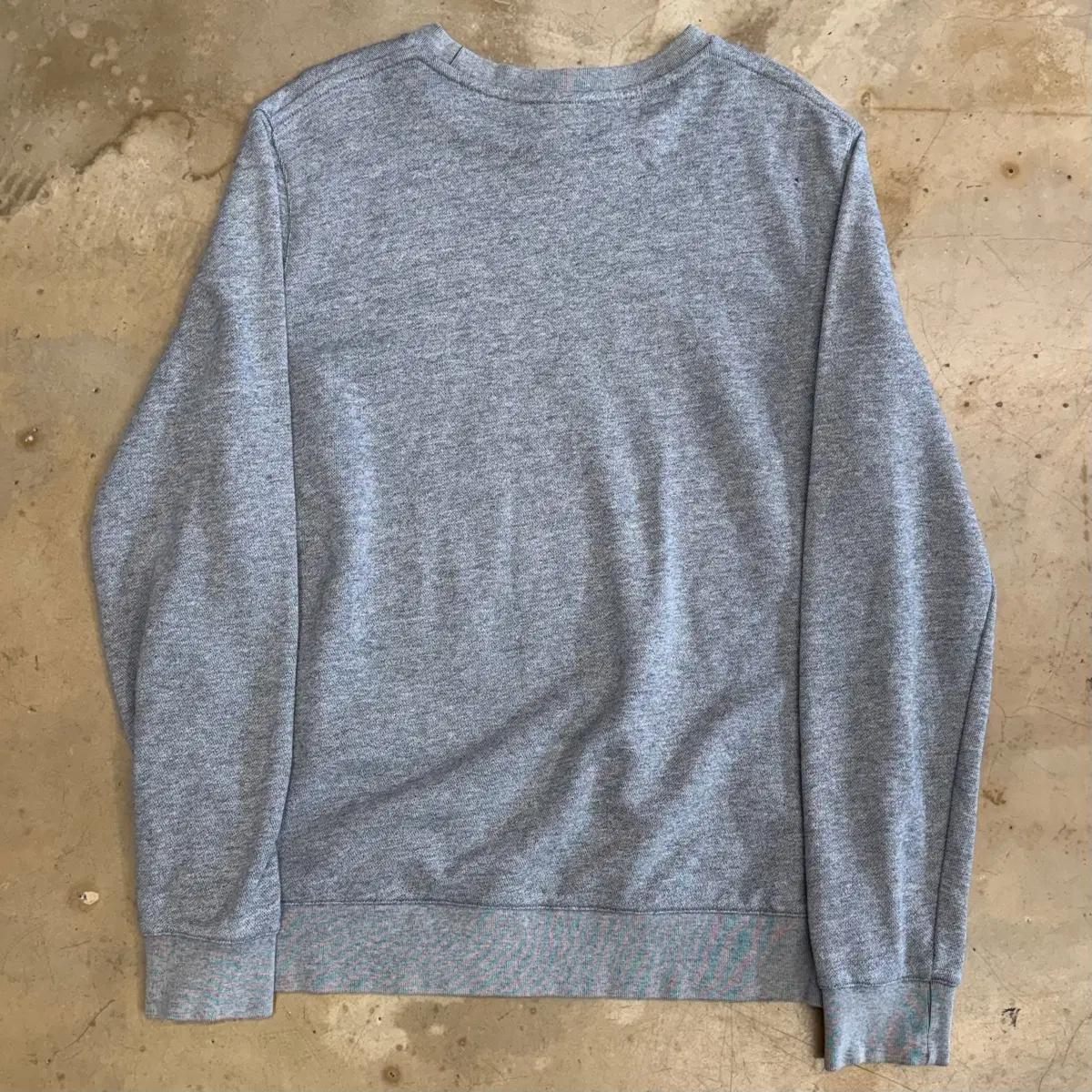 L A.P.C 아페쎄 레터링 맨투맨 4