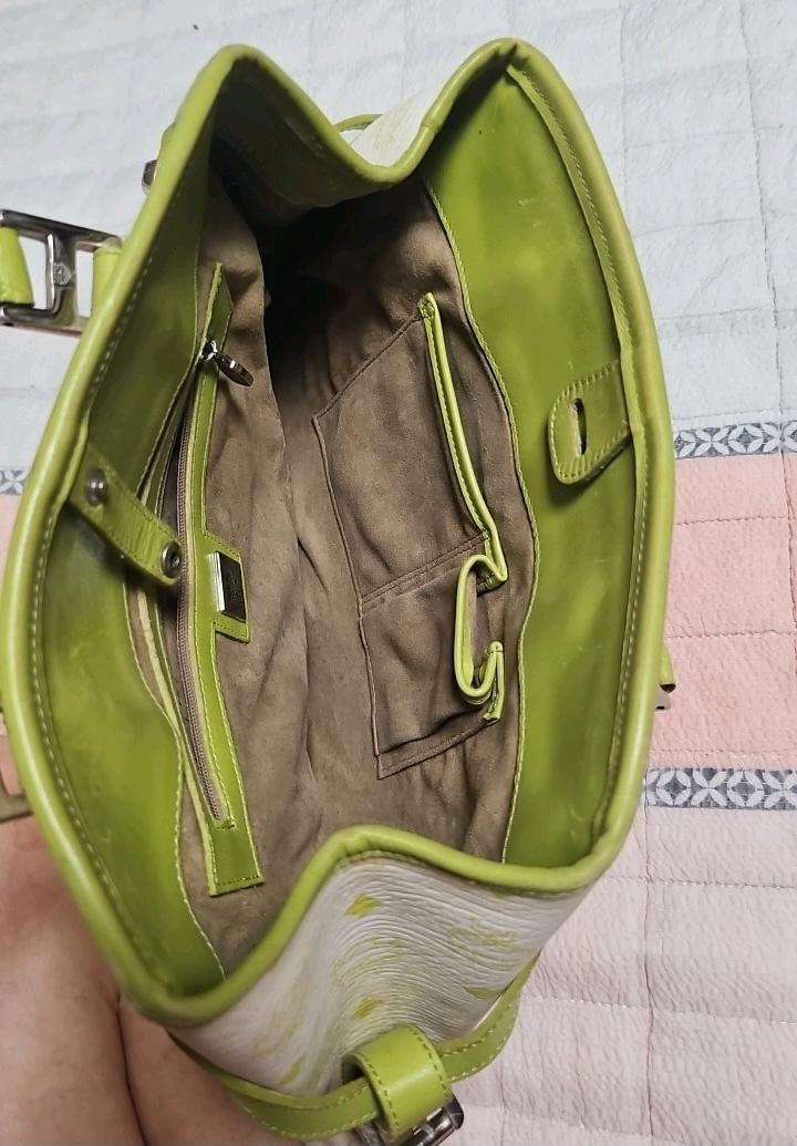 MCM 빈티지 로고 토트백 화이트 그린 3