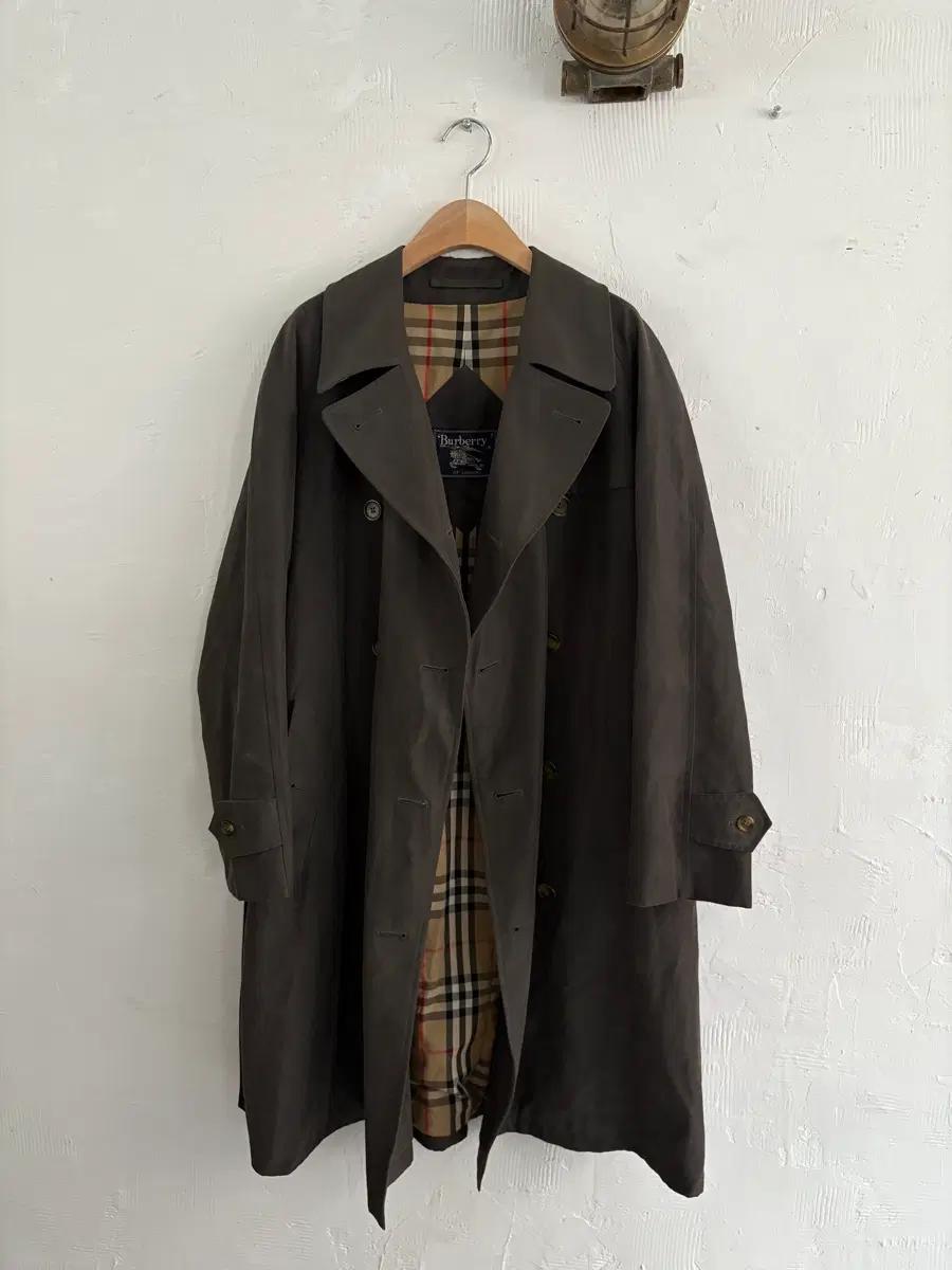 Burberry 버버리 카키 벨트 트렌치 코트 2
