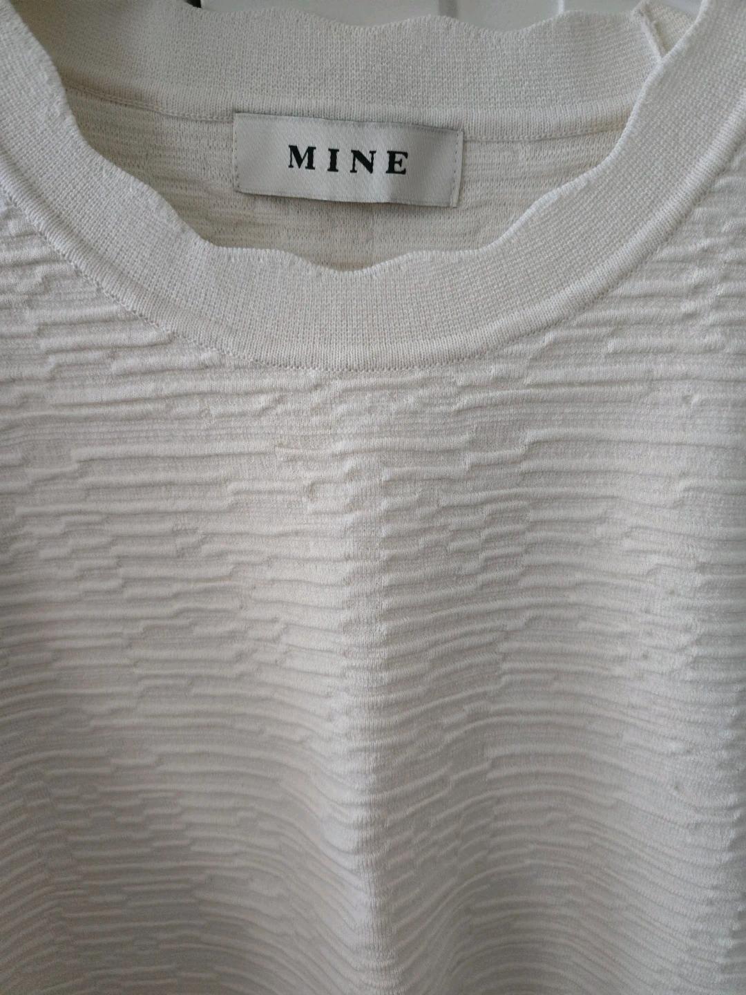 마인 MINE 화이트 텍스처 반팔 니트 4